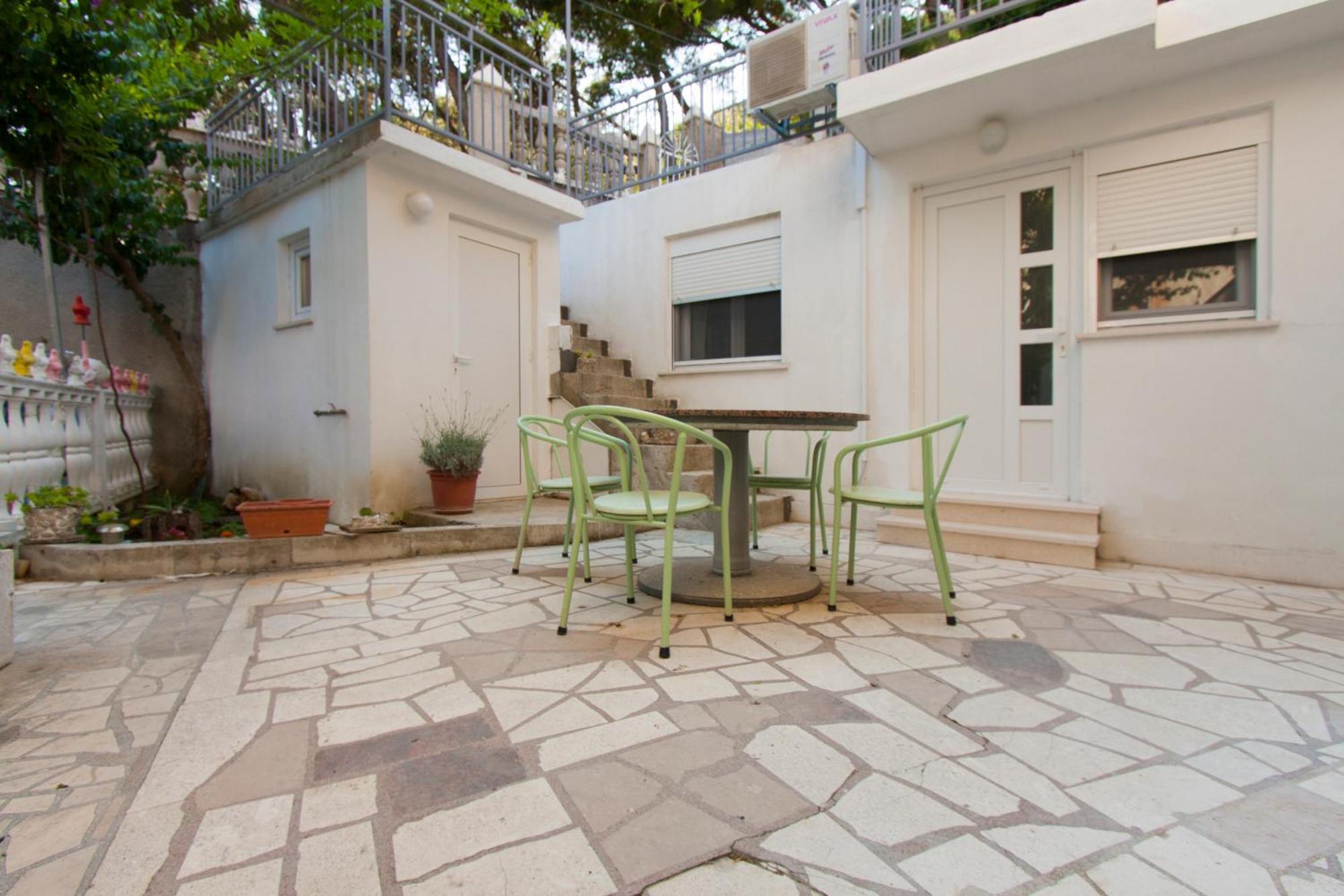 Apartment Mikulic Duće Extérieur photo
