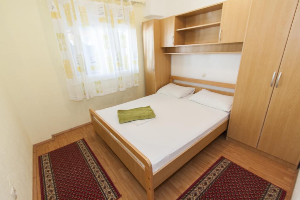 Apartment Mikulic Duće Extérieur photo