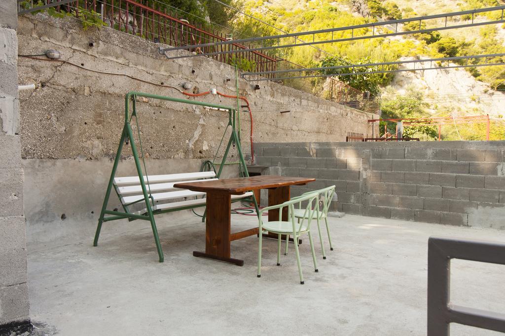 Apartment Mikulic Duće Extérieur photo